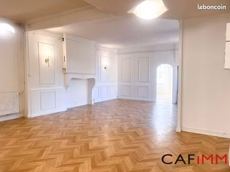 appartement 3 pièces 112 m²