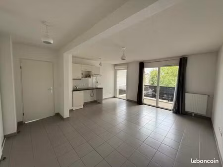 appartement 3 pièces 60 m²