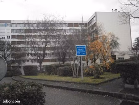 place de parking à louer bezons