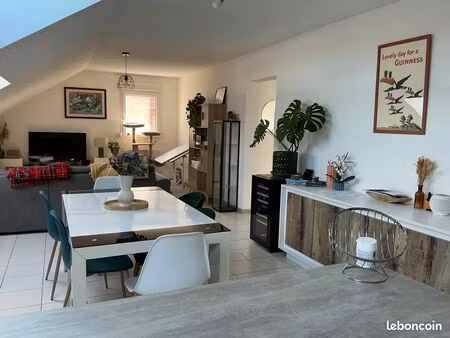 appartement f3 dans maison individuelle