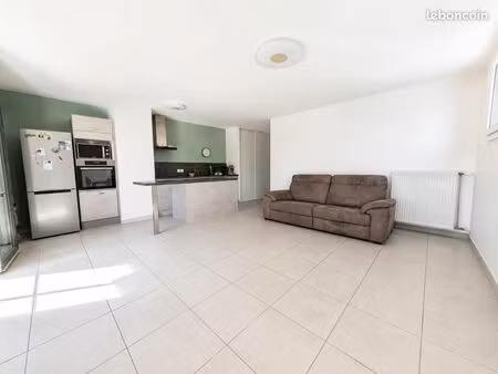 appartement 3 pièces 66 m²