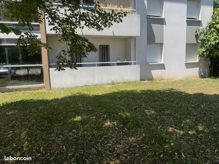 appartement t3 idéalement situé proche accès rocade  tram b et gare sncf
