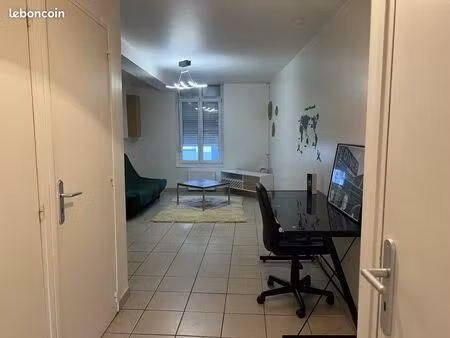 appartement 1 pièce 33 m²