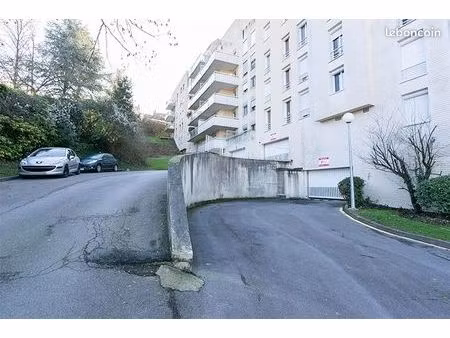 parking issy les moulineaux