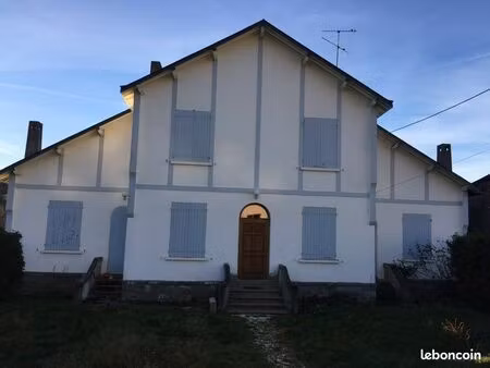 maison à louer à la courtine
