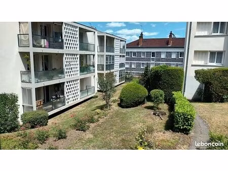 a louer appartement f3 - 73 m2