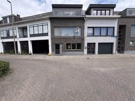 appartement à louer à sint-waldetrudisstraat 126 herentals (rbw24705)