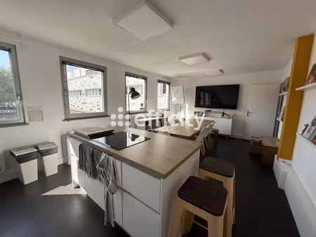 vente locaux professionnels 4 pièces 82 m² à lille (59000)  283 500 €