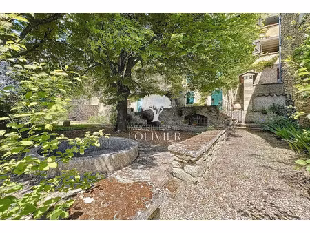 vente immeuble 6 pièces 194 m² à saignon (84400)  650 000 €
