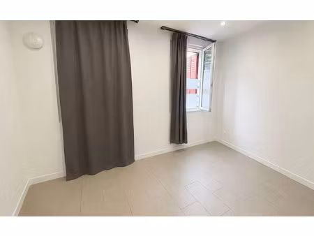 location appartement  17.62 m² t-1 à aubervilliers  660 €