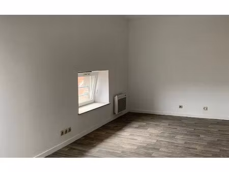 location appartement  m² t-1 à neufchâteau  271 €