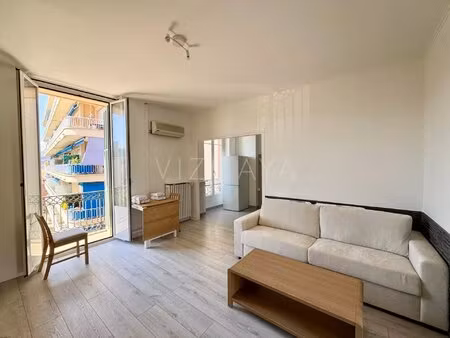 studio meuble a louer - port de nice.