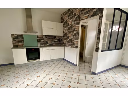location maison  m² t-3 à abbeville  793 €