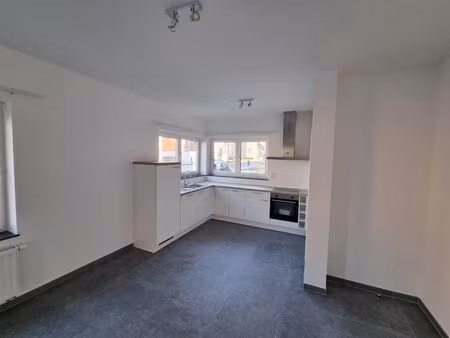 rez-de-chaussée à louer à rue jules bourbouse 56 profondeville (rwc42814)