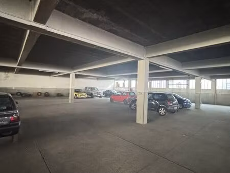 parking/box 15 m² marseille