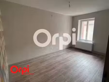 location appartement 4 pièces 68 m² à bruyeres (88600)  450 €