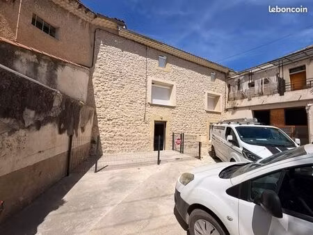 appartement t3 centre de noves
