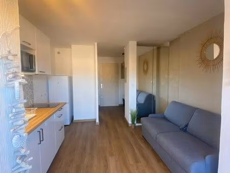 studio avec terrasse et garage double