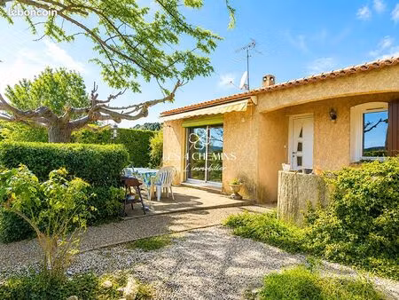 villa 5 pièces 112 m²
