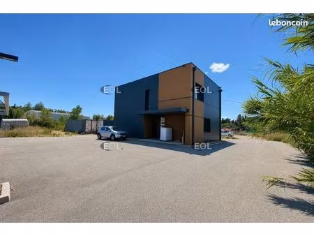 bureaux 193 m²