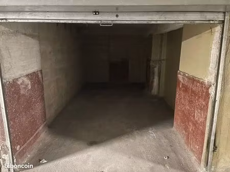 parking/box 12 m² menton
