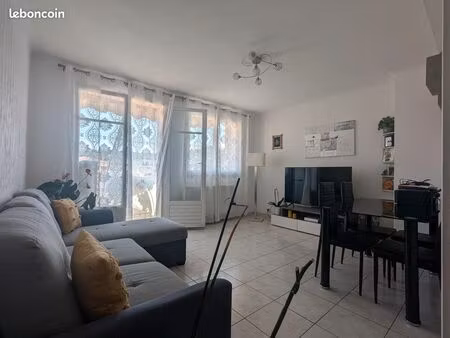 idéal investisseur  3p avec cave  séchoir et parking à vallauris