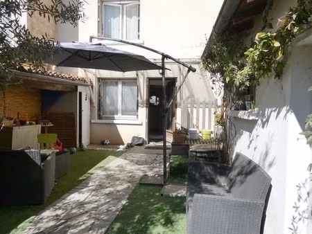 maison de village 4 pièces 74 m²