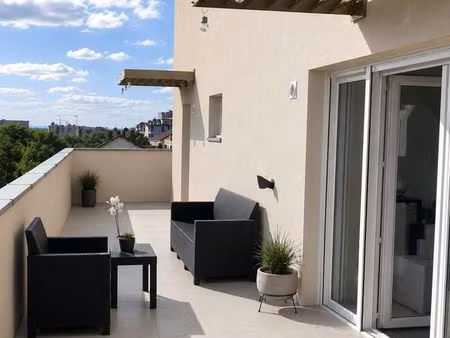 appartement coup de cœur – t3 haut de gamme en attique avec terrasse 50 m² - dernier etage