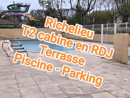 t2/cabine en rdj  terrasse  parking  piscine.