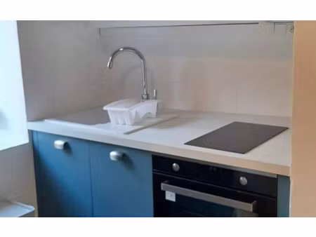 location appartement  15.9 m² t-1 à nîmes  464 €