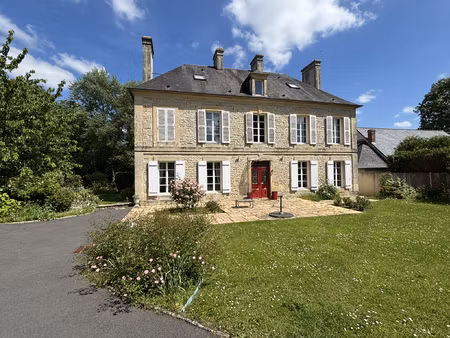 propriété 8 pièces et ses dépendances