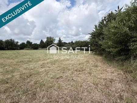 terrain constructible de 810 m² avec vue dégagée à bersaillin