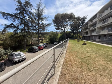 appartement 82 m2 avec terrasse - nîmes