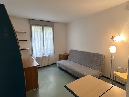 à louer – studio meublé de 18 63 m² – lyon 3ᵉ (rue de la victoire)