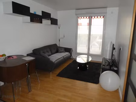 appartement 2 pieces avec terrasse