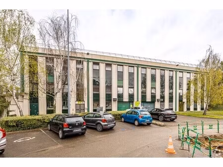 location bureaux 185 m²