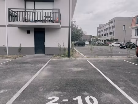 place de stationnement