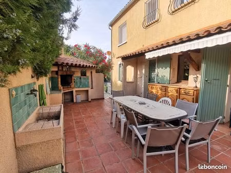 t4 meublé de 92m2 - avec jardin  terrasse et 2 parkings- marignane