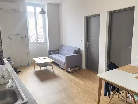 location appartement 2 pièces 36.31 m² à nimes (30000)  698 €