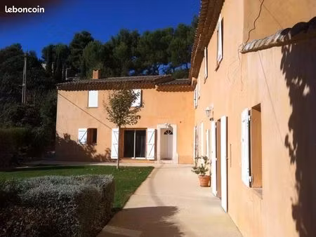 villa 2 pièces 50 m²