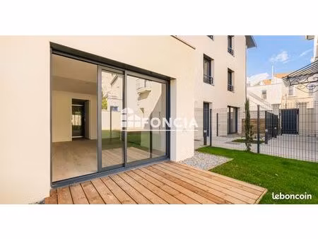 montchat - maison triplex de 119 m2