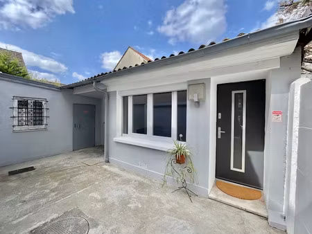 location meublée appartement 2 pièces 33 m² à les pavillons-sous-bois (93320)  980 €