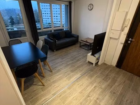 #appartement meublé t4 de 70 m² avec balcon  parking et cave – lyon / tassin