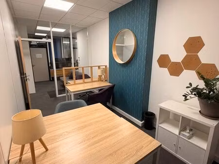 bureau privatif de 1 à 4 postes au cœur de lyon  quartier bourse (69002)