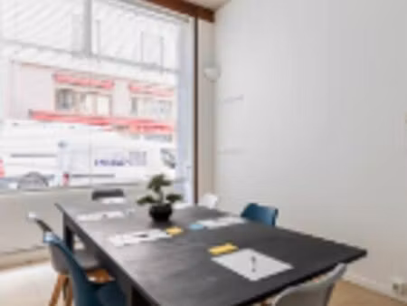 local commercial 66 m²