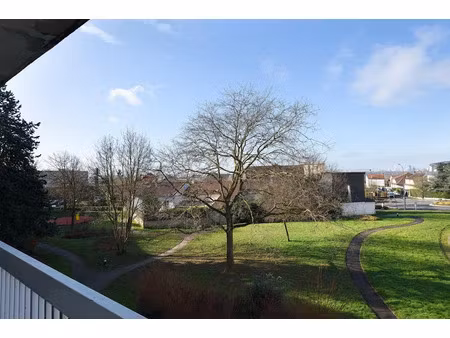 location appartement 4 pièces 75 m² à fontenay-sous-bois (94120)  1 401 €