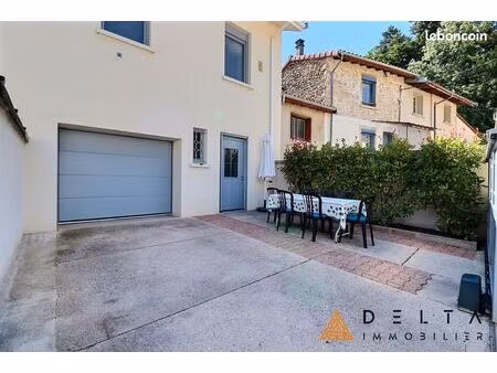 maison de ville 5 pièces 125 m²