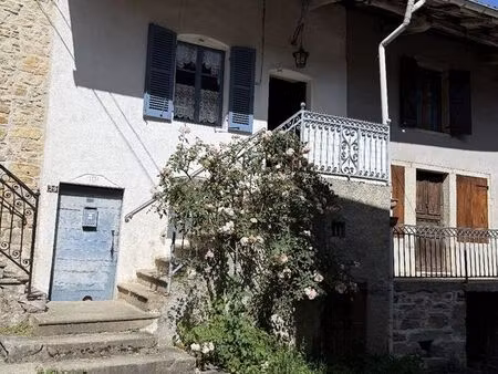 maison de village 4 pièces 100 m²