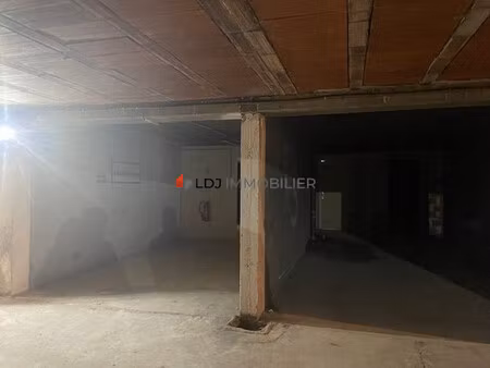 achat parking amelie les bains palalda 66110