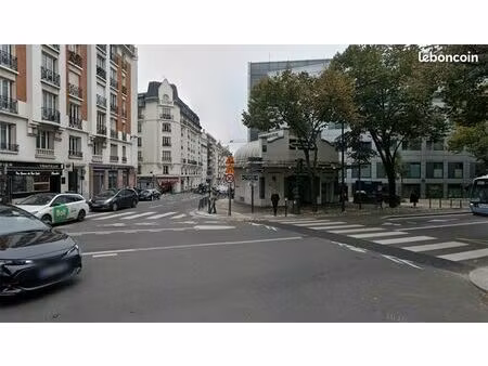 boutique 36 m² paris